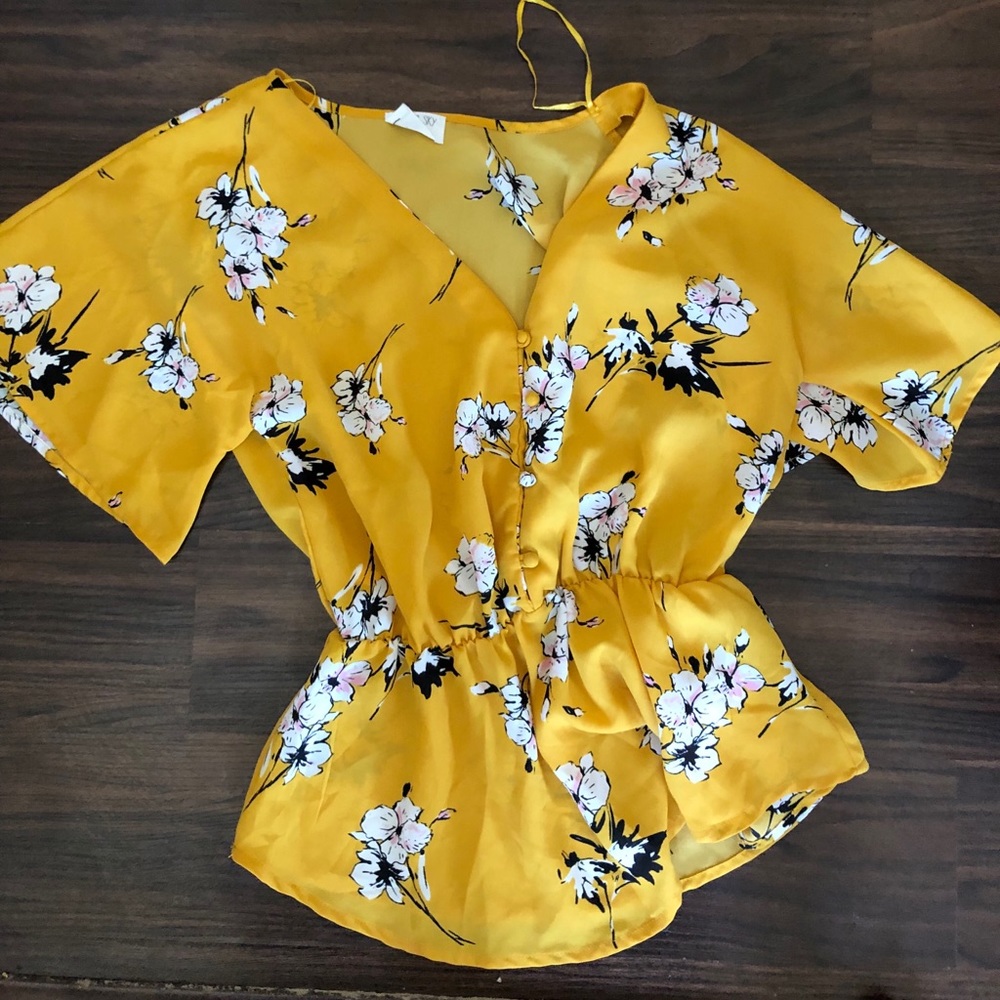 Never worn floral blouse